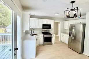 79 Kingsbrook Cir, Newnan, GA 30265 - Photo 6