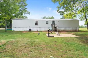 4508 Dicks Hill Pkwy, Mount Airy, GA 30563 - Photo 58