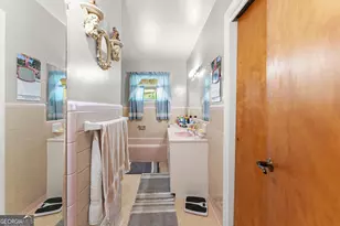 4508 Dicks Hill Pkwy, Mount Airy, GA 30563 - Photo 22