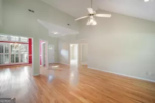 55 Beaubrook Ln, Sharpsburg, GA 30277 - Photo 4
