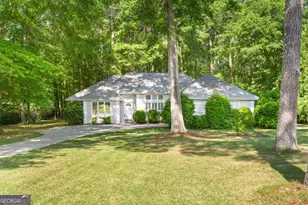 55 Beaubrook Ln, Sharpsburg, GA 30277 - Photo 2