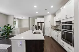208 Roundwood Way, Peachtree City, GA 30269 - Photo 18