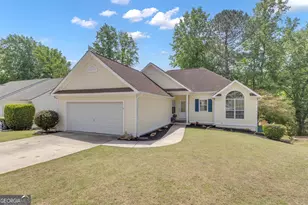 108 Chase Ct, Peachtree City, GA 30269 - Photo 2