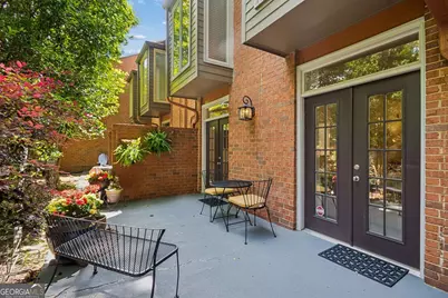 8 Willow Glen NE, Atlanta, GA 30342 - Photo 36