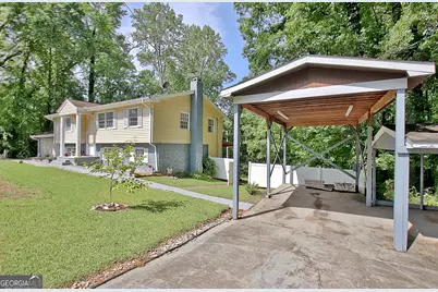 53 Lynn Circle, Newnan, GA 30263 - Photo 2