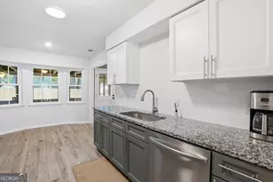 7 Goldfinch Ct W, Savannah, GA 31419 - Photo 4