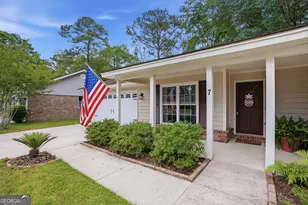 7 Goldfinch Ct W, Savannah, GA 31419 - Photo 2