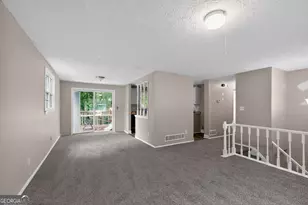 2075 Countydown Ln, Stone Mountain, GA 30088 - Photo 10
