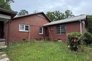 225 W Jessamine St, Fitzgerald, GA 31750 - Photo 14