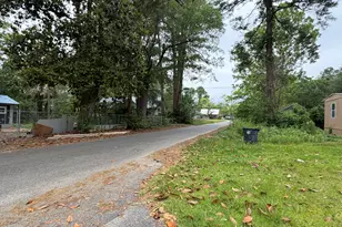 225 W Jessamine St, Fitzgerald, GA 31750 - Photo 38