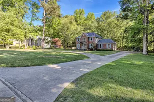 230 Mapledale Trail, Sharpsburg, GA 30277 - Photo 2