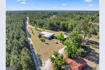 40 Azalea Drive, Hazlehurst, GA 31539 - Photo 6