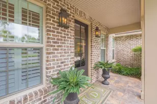 153 Southern Oaks Ln, Saint Simons, GA 31522 - Photo 2