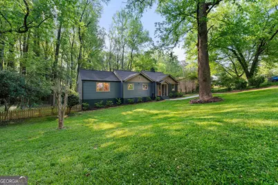 1186 Thomas Road, Decatur, GA 30030 - Photo 2