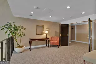26204 NE Plantation Dr NE, Atlanta, GA 30324 - Photo 2
