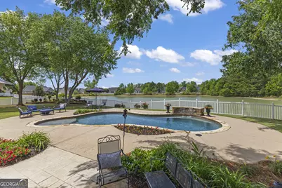 107 Lovorn Circle, Warner Robins, GA 31088 - Photo 2