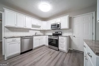 6040 Luna Drive, Columbus, GA 31907 - Photo 6