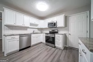 6040 Luna Dr, Columbus, GA 31907 - Photo 6