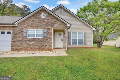 572 Clydes Way, Jackson, GA 30233 - Photo 2