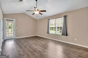 572 Clyde's Way, Jackson, GA 30233 - Photo 14