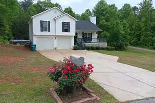 392 Ivy Hills Cir, Mount Airy, GA 30563 - Photo 1