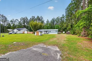 155 Pine Crossing St, Woodbine, GA 31569 - Photo 2