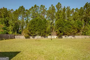 218 Edge Water Dr, Brunswick, GA 31525 - Photo 6