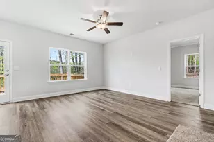 626 Walnut Crk Pkwy, Pendergrass, GA 30567 - Photo 10