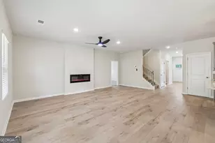 136 Post Oak Dr, Jackson, GA 30233 - Photo 10