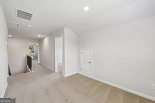 136 Post Oak Dr, Jackson, GA 30233 - Photo 18