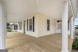 158 Hand Ave W, Pelham, GA 31779 - Photo 4