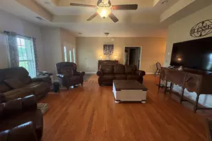 414 Parklane Dr, Dexter, GA 31019 - Photo 6