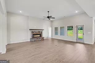 355 Merrybrook Rd, Williamson, GA 30292 - Photo 8