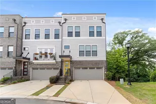 2087 Holtz Ln, Atlanta, GA 30318 - Photo 2