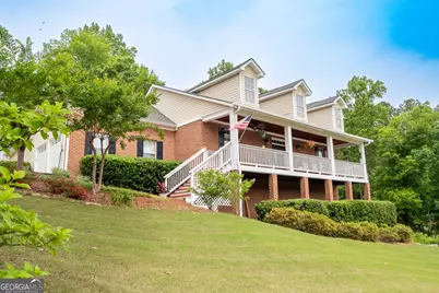 558 Savannah Rose Way, Lawrenceville, GA 30045 - Photo 2