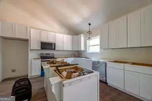 124 Baskins Ext, Canon, GA 30520 - Photo 4