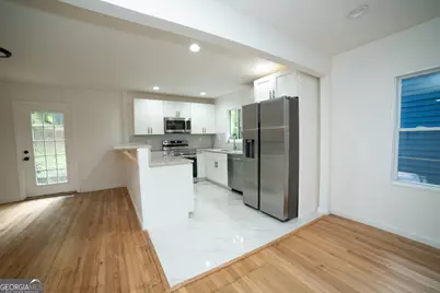 956 SW Oakland Drive, Atlanta, GA 30310 - Photo 8