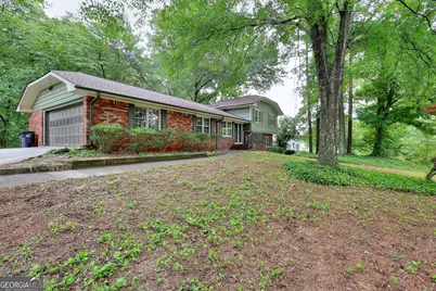 1878 Harbour Oaks Drive, Snellville, GA 30078 - Photo 2