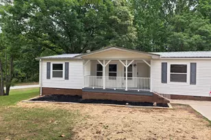 47 Forest Lake Rd, Pendergrass, GA 30567 - Photo 2