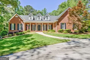 35 Ashford Ln, Sharpsburg, GA 30277 - Photo 4
