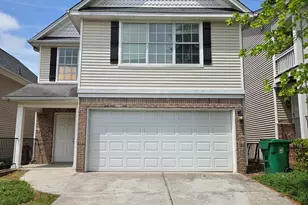 557 Shadow Valley Ct, Lithonia, GA 30058 - Photo 1