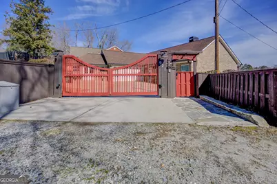 921 Yancey Road, Covington, GA 30014 - Photo 10