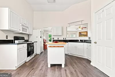 511 Carrington Court, Canton, GA 30115 - Photo 6