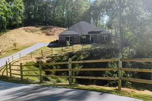 5372 Tuscany Dr, Douglasville, GA 30135 - Photo 2