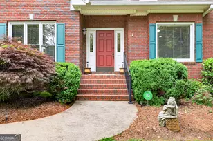 42 Pheasant Run, Hoschton, GA 30548 - Photo 2