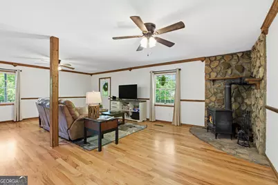 325 Kitchins Lane, Clayton, GA 30525 - Photo 14