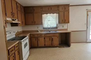 35 Stone Creek Dr, Covington, GA 30016 - Photo 2