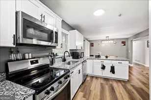 6574 Wendell Cir, Morrow, GA 30260 - Photo 16