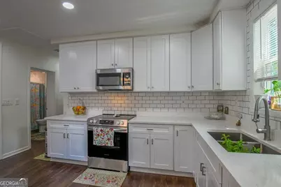367 SE Macedonia Road SE, Atlanta, GA 30354 - Photo 2