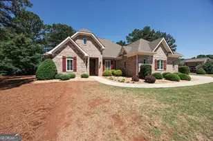 105 Freedom Dr, Forsyth, GA 31029 - Photo 2